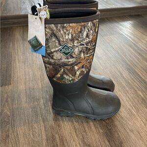Women’s Muck Arctic Pro Boots - Brown Camo